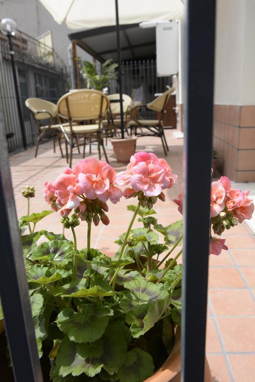 B&B San Leonardo Mascali Exterior photo
